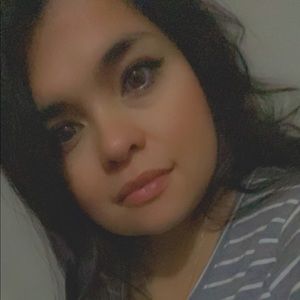 Meet your Posher, Daniela